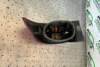 Lampa / Tripla stop stanga pe aripa Renault Laguna 2 [2001 - 2005] Grandtour wagon 1.6 MT (110 hp)
