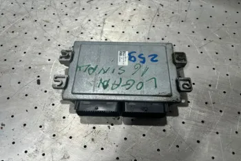 Calculator motor ECU 8200483732 Dacia Logan  [2004 - 2008] Sedan 1.6 MT (87 hp)