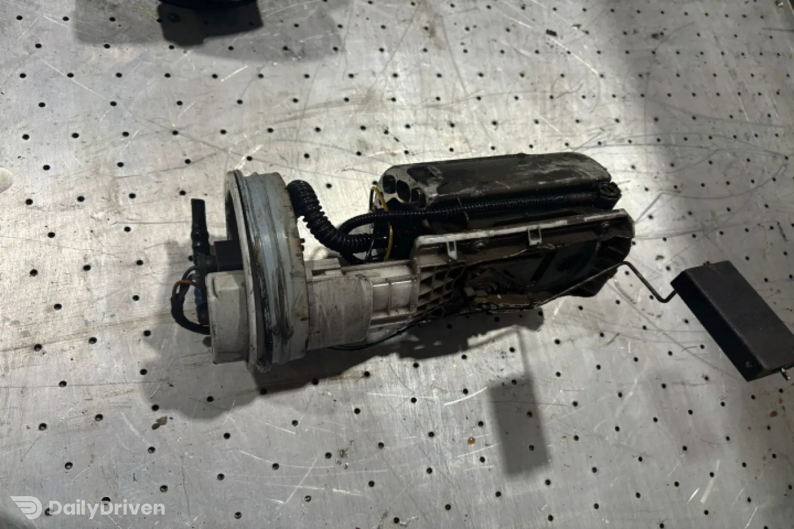 Pompa motorina din rezervor 1J0 919 050 Volkswagen VW Bora  [1998 - 2005] Variant wagon 1.9 TDI MT (130 hp)