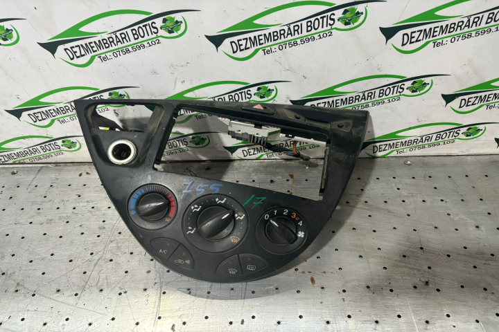 Buton AC Ford Focus  [1998 - 2004] Hatchback 5-usi 1.6 MT (101 hp)