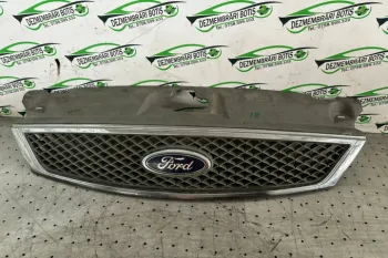 Grila bara fata centru Ford Mondeo 3 [2000 - 2003] Sedan 2.0 TDCi 5MT (115 hp)