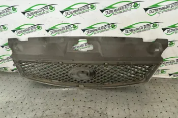 Grila bara fata centru Ford Mondeo 3 [2000 - 2003] Sedan 2.0 TDCi 5MT (115 hp)