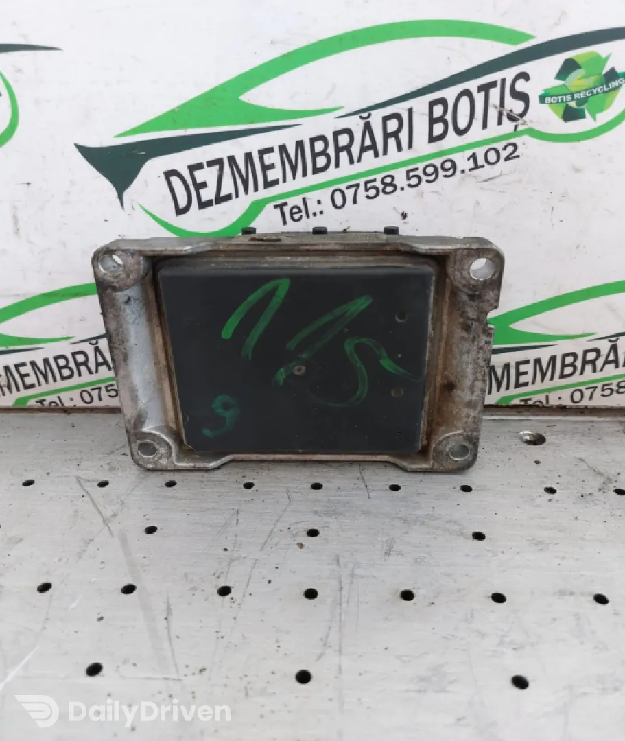 Calculator motor ECU 0261 208 670 Opel Corsa C [2000 - 2003] Hatchback 3-usi 1.0 MT (58 hp)