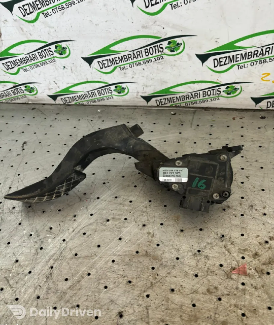Pedala acceleratie Audi A4 B6 [2000 - 2005] Avant wagon 5-usi 1.9 TDI MT (100 hp)