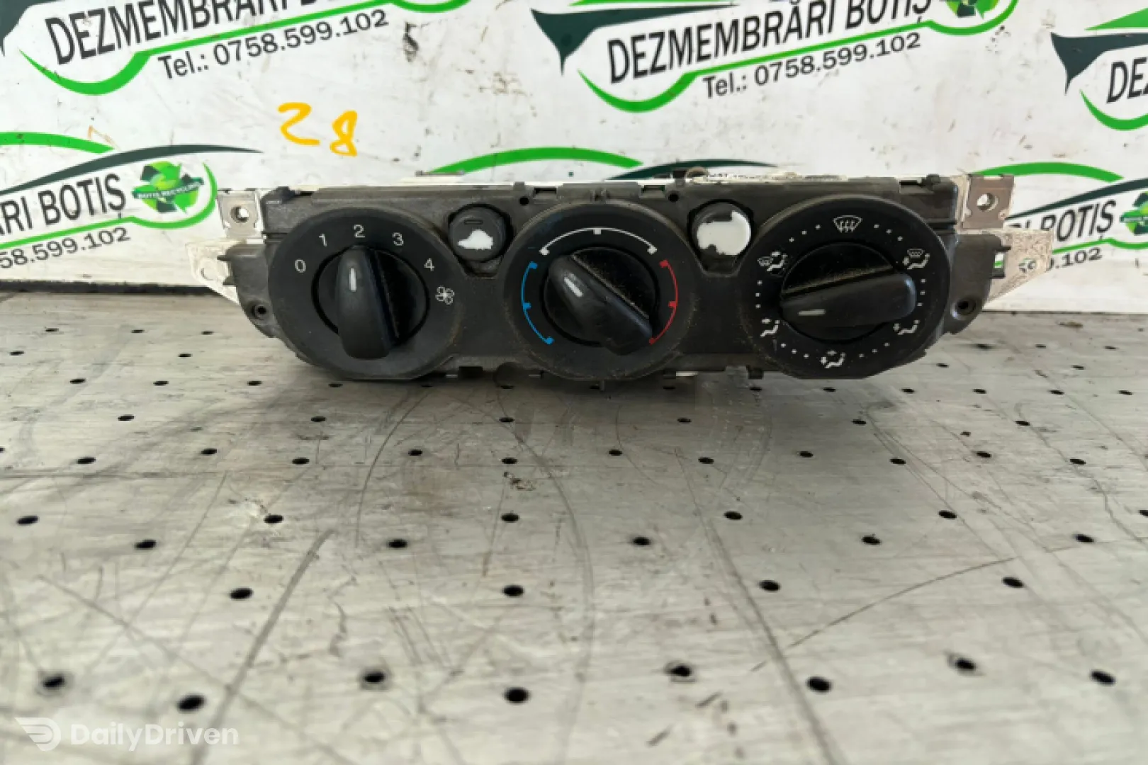 Comanda AC Ford Focus 2 [2004 - 2008] wagon 5-usi 1.6 TDCi MT (90 hp)