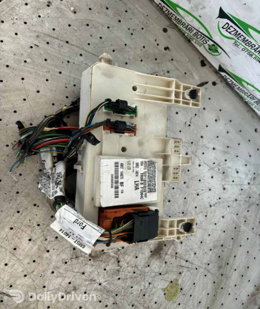 Panou sigurante motor Ford Focus 2 [2004 - 2008] wagon 5-usi 1.6 TDCi MT (90 hp)