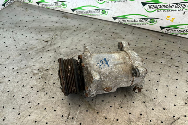 Compresor AC Volkswagen VW Polo 3 6N [1994 - 2001] Hatchback 5-usi 1.4 MT (60 hp)
