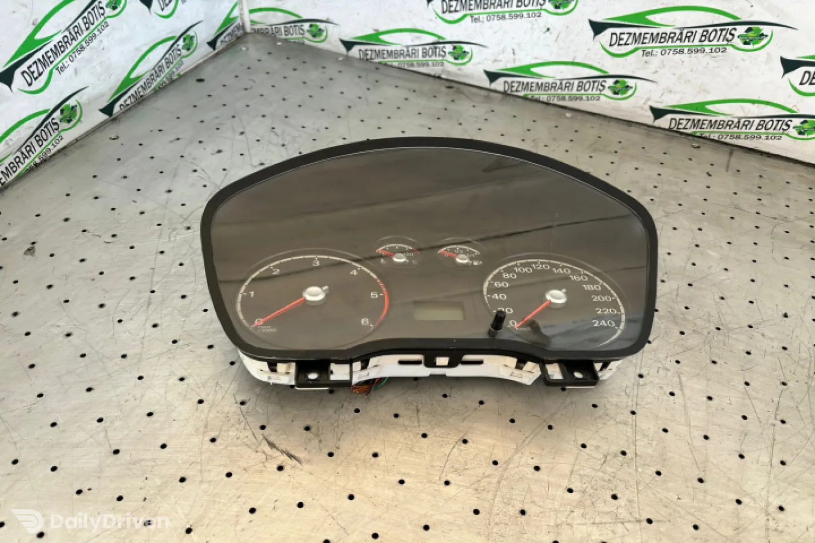 Ceasuri bord Ford Focus 2 [2004 - 2008] wagon 5-usi 1.6 TDCi MT (90 hp)