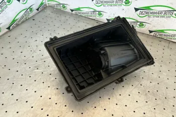 Debitmetru aer Ford Focus 2 [2004 - 2008] wagon 5-usi 1.6 TDCi MT (90 hp)