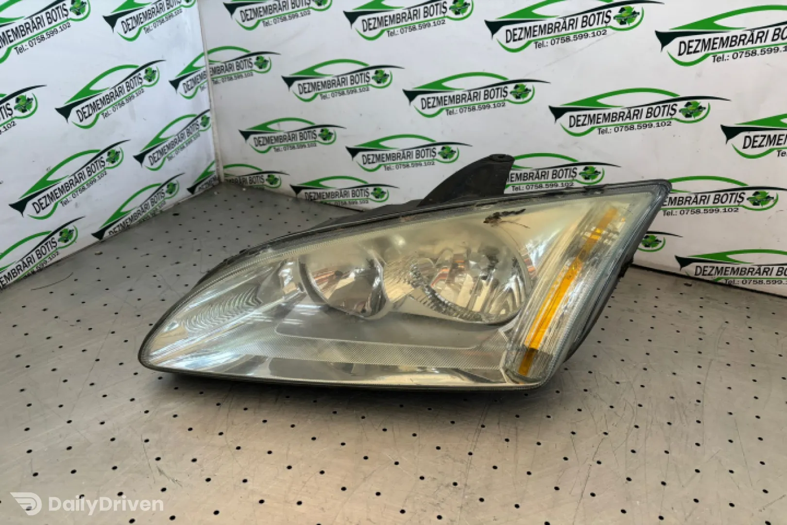 Far stanga Ford Focus 2 [2004 - 2008] wagon 5-usi 1.6 TDCi MT (90 hp)