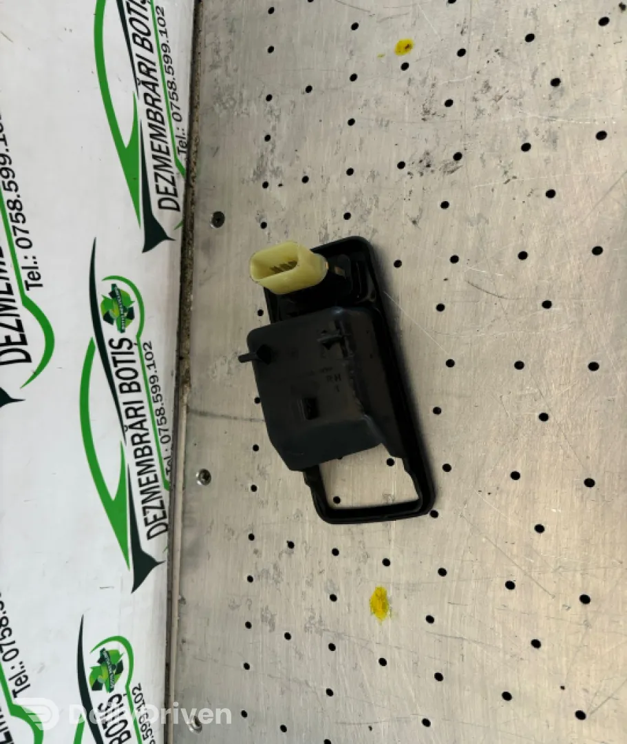 Buton geam pasager spate dreapta Ford Focus 2 [2004 - 2008] wagon 5-usi 1.6 TDCi MT (90 hp)