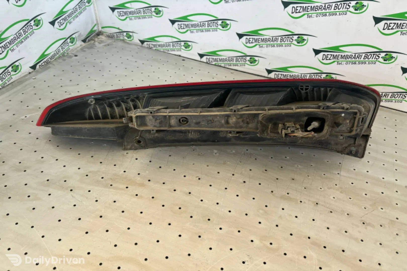 Soclu becuri lampa stop pe aripa stanga Ford Fiesta 5 [2001 - 2007] Hatchback 5-usi 1.3 MT (60 hp)