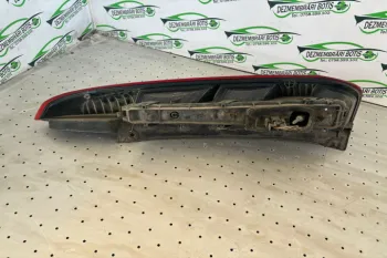 Soclu becuri lampa stop pe aripa stanga Ford Fiesta 5 [2001 - 2007] Hatchback 5-usi 1.3 MT (60 hp)