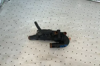 Carcasa termostat Ford Fiesta 5 [2001 - 2007] Hatchback 5-usi 1.3 MT (60 hp)