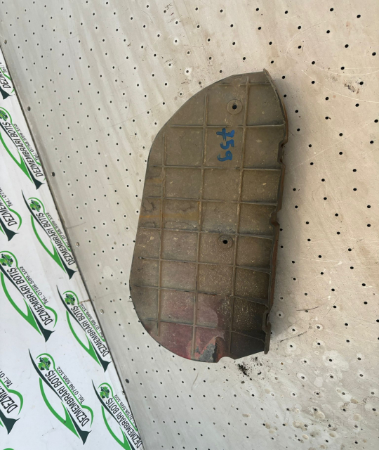 Capac distributie mijloc Ford Fiesta 5 [2001 - 2007] Hatchback 5-usi 1.3 MT (60 hp)