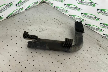 Tubulatura admisie aer Volkswagen VW Golf 4 [1997 - 2006] wagon 1.4 MT (75 hp)