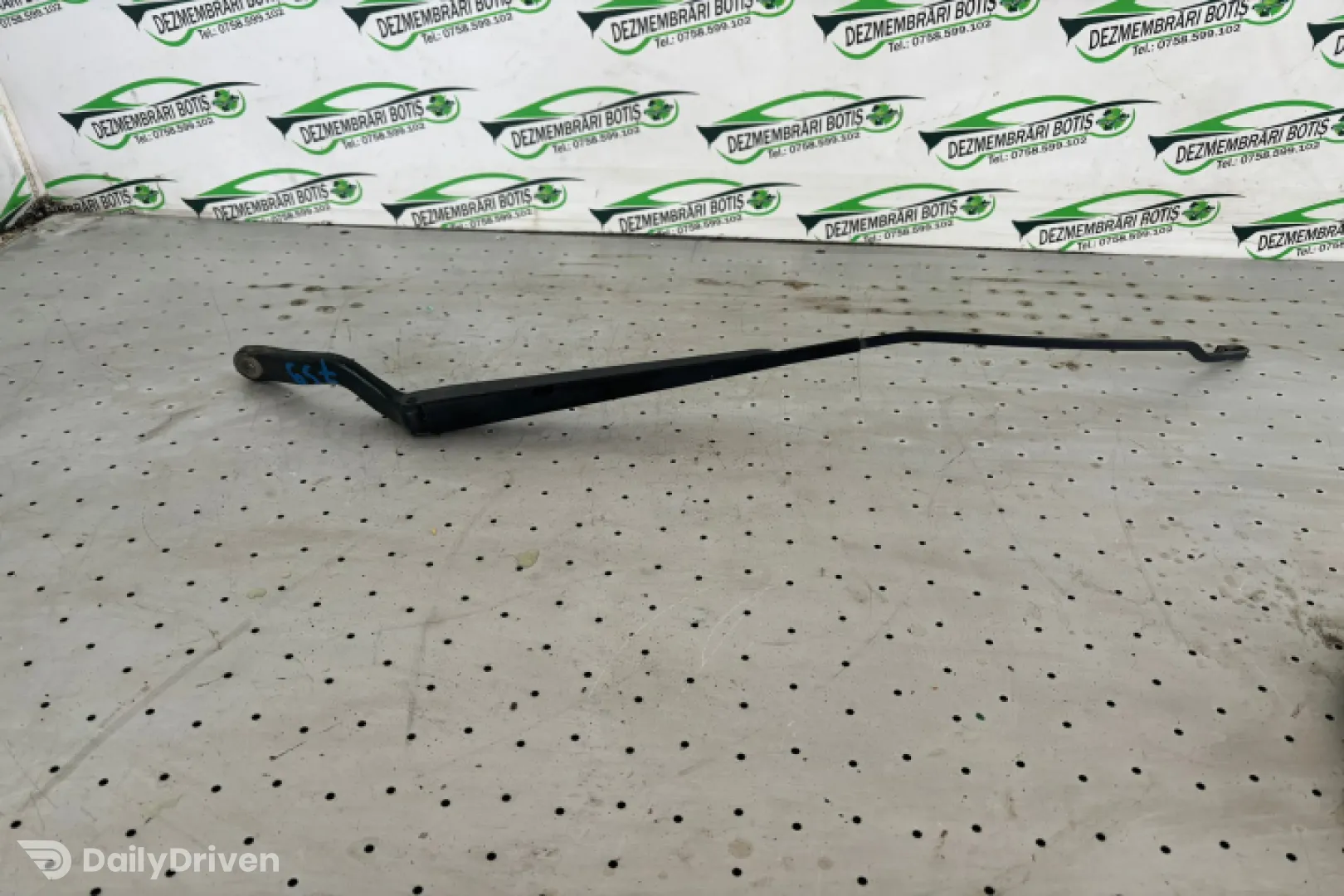 Brat stergator luneta Ford Fiesta 5 [2001 - 2007] Hatchback 5-usi 1.3 MT (60 hp)