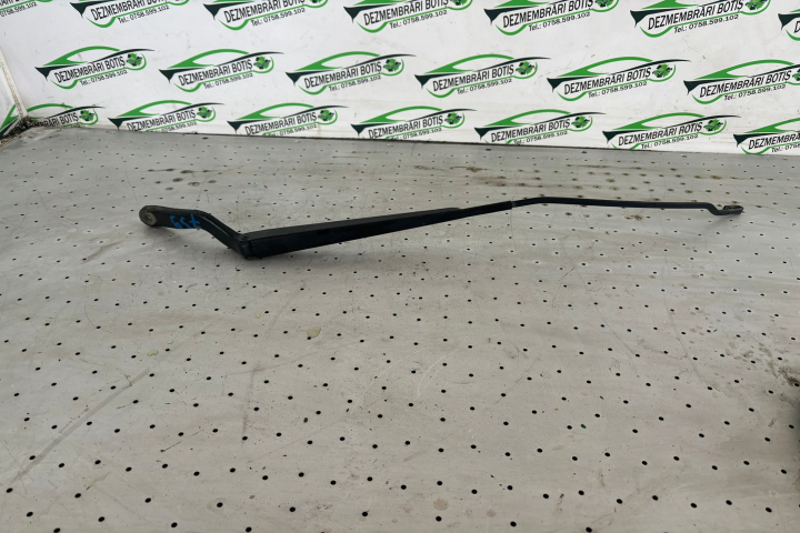 Brat stergator luneta Ford Fiesta 5 [2001 - 2007] Hatchback 5-usi 1.3 MT (60 hp)