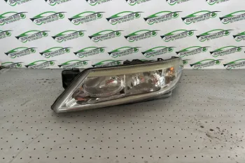 Far dreapta Renault Laguna 2 [2001 - 2005] Liftback 1.6 MT (107 hp)