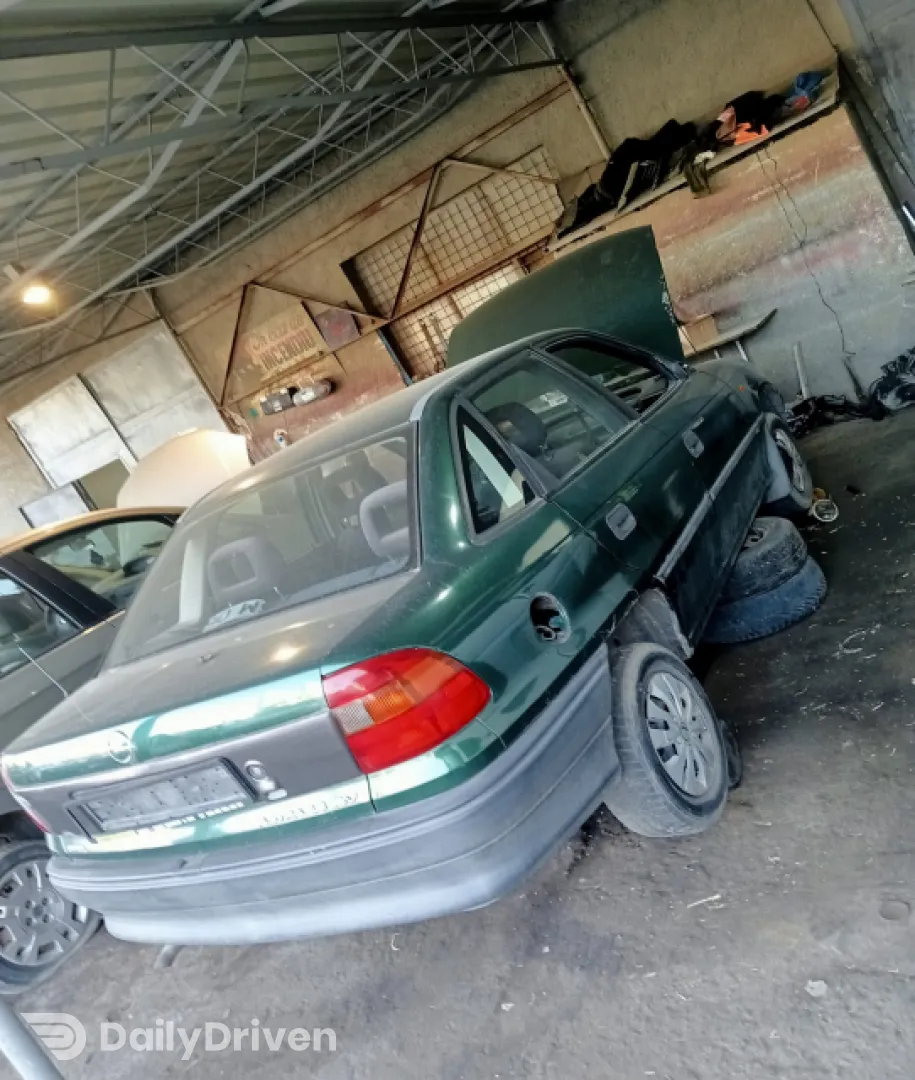 Cutie de viteze manuala Opel Astra F [facelift] [1994 - 2002] Sedan 1.4 MT (82 hp)