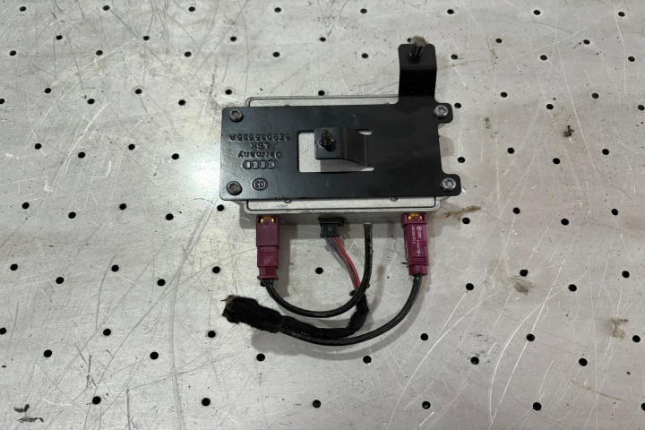 Amplificator audio 8E0035456C Audi A4 B7 [2004 - 2008] Avant wagon 5-usi 2.0 TDI MT (140 hp)