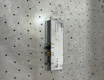 Amplificator antena radio Audi A4 B7 [2004 - 2008] Avant wagon 5-usi 2.0 TDI MT (140 hp)