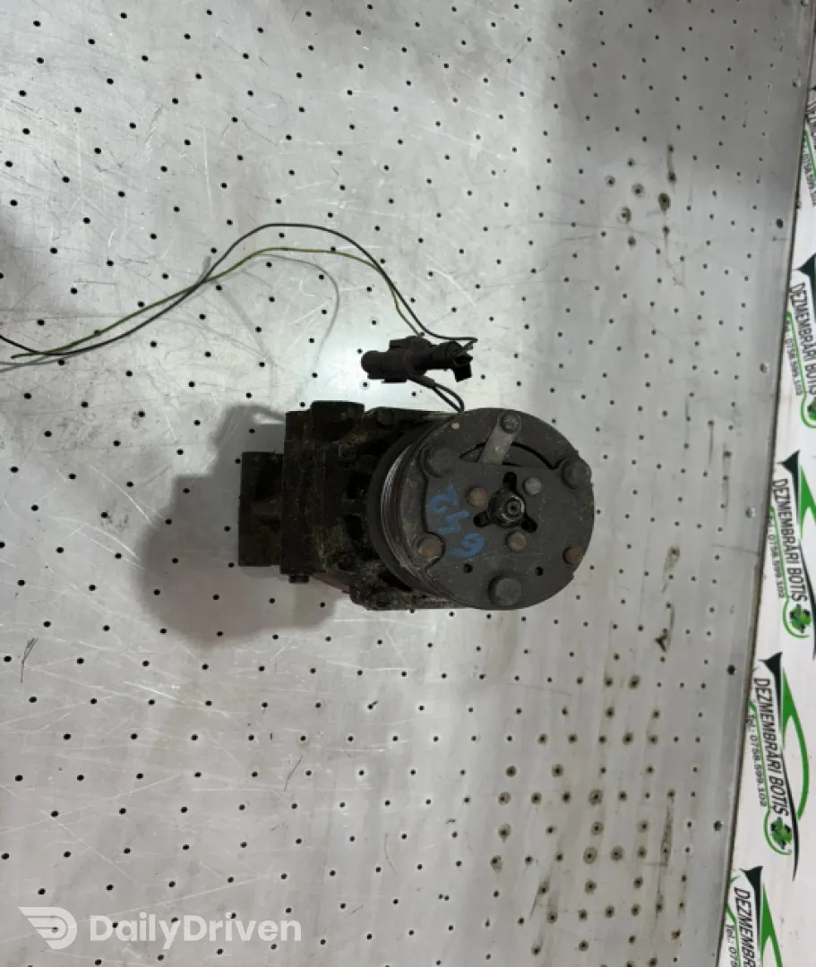Compresor AC Ford Focus  [1998 - 2004] Hatchback 5-usi 1.6 MT (101 hp)