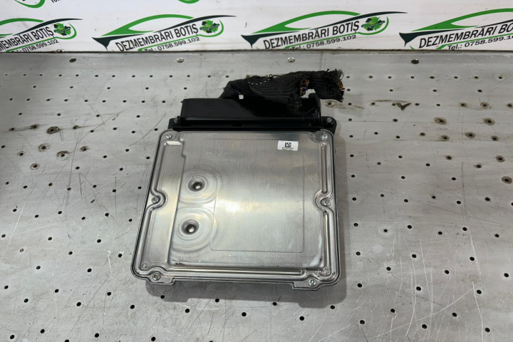 Calculator motor ECU 03G906016KN Audi A4 B7 [2004 - 2008] Avant wagon 5-usi 2.0 TDI MT (140 hp)