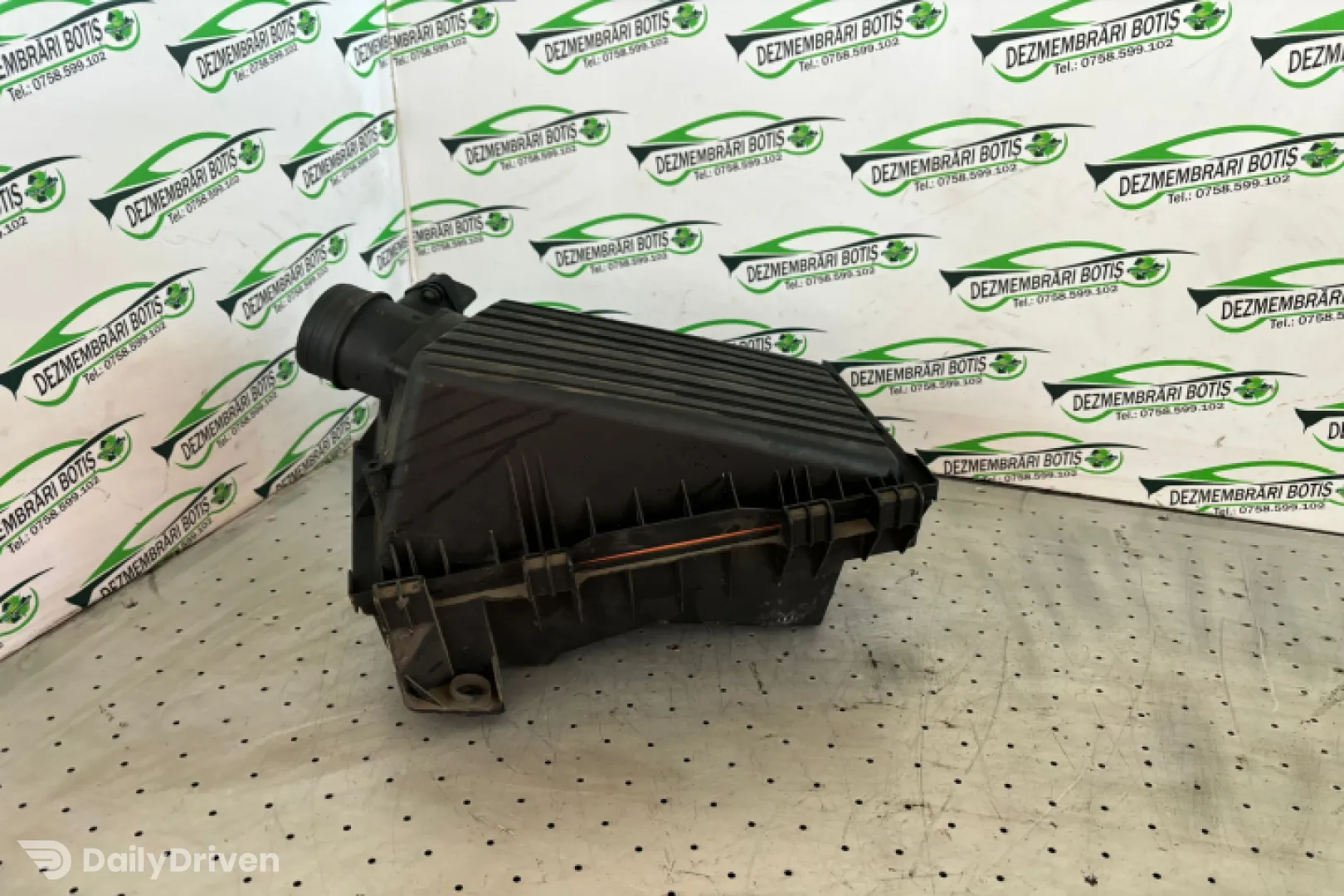 Carcasa filtru aer Volkswagen VW Golf 4 [1997 - 2006] wagon 1.9 TDI MT (90 hp)