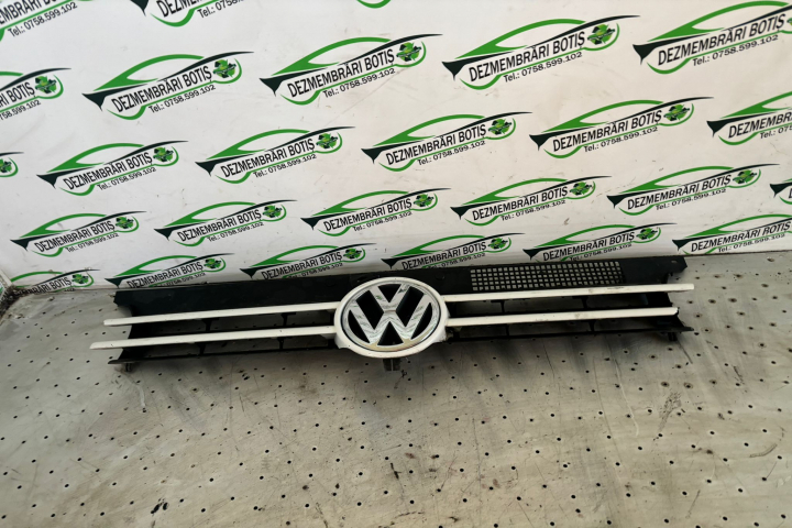 Grila radiator Volkswagen VW Golf 4 [1997 - 2006] wagon 1.9 TDI MT (90 hp)