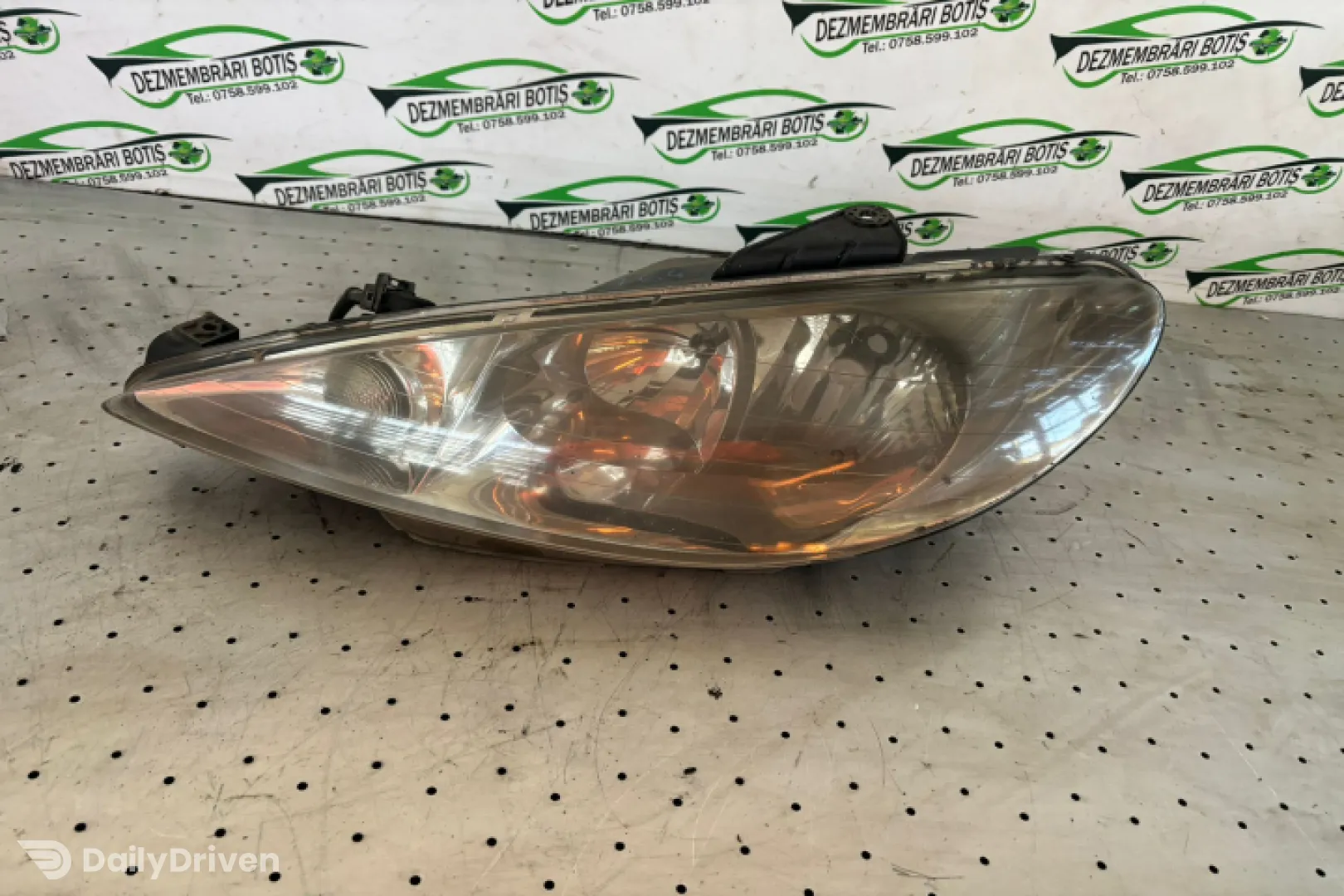 Far dreapta Peugeot 206  [facelift] [2002 - 2009] wagon 5-usi 1.4 MT (75 hp)