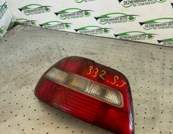 Lampa / Tripla stop stanga pe aripa Volvo S40  [facelift] [2000 - 2004] Sedan 1.9 TD MT (102 hp)