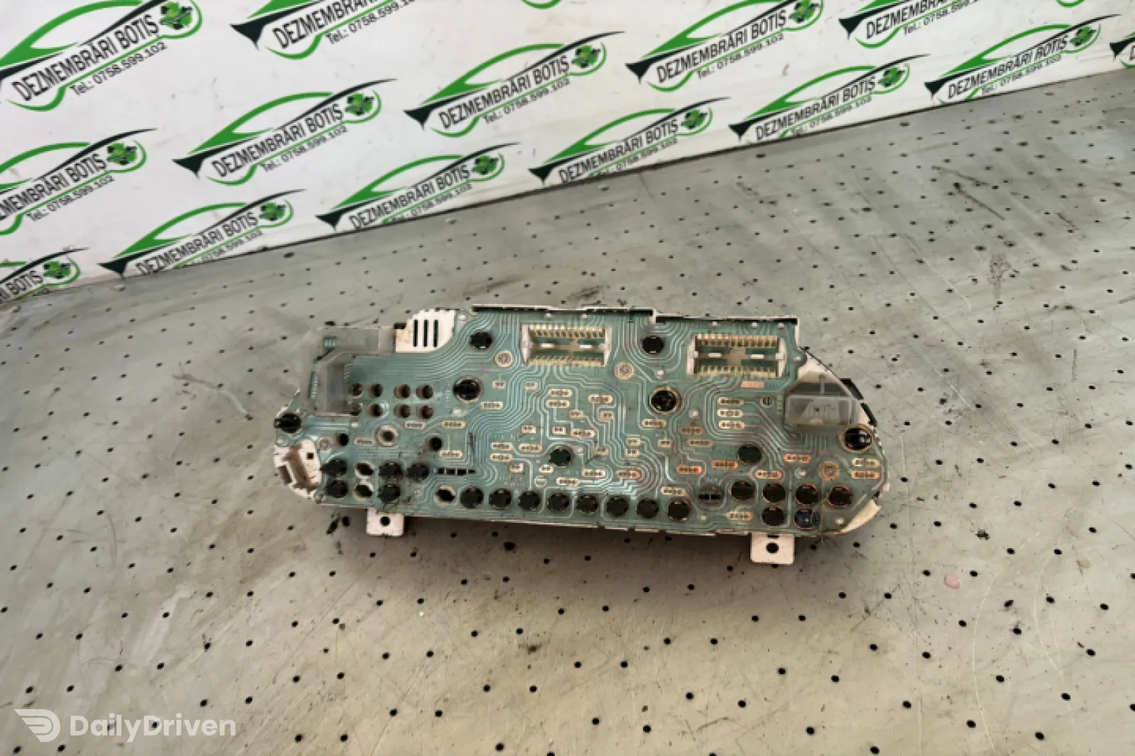 Ceasuri bord Volvo S40  [facelift] [2000 - 2004] Sedan 1.9 TD MT (102 hp)