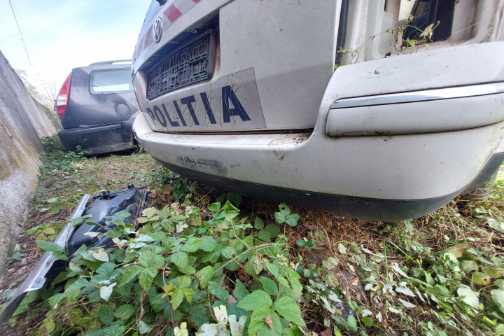 Bara spate Volkswagen VW Passat B5.5 [facelift] [2000 - 2005] wagon 2.8 4Motion AT (193 hp)