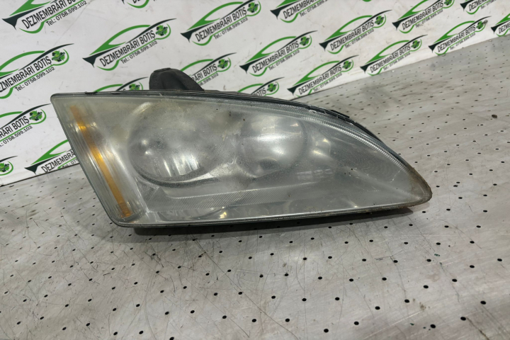 Far dreapta Ford Focus 2 [2004 - 2008] wagon 5-usi 1.6 TDCi MT (90 hp)
