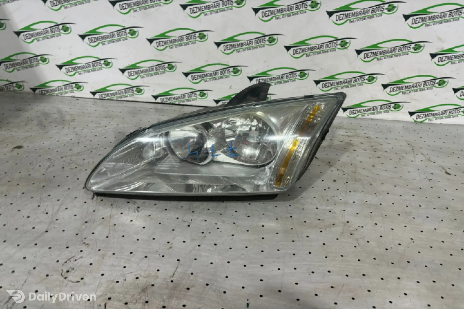 Far stanga Ford Focus 2 [2004 - 2008] wagon 5-usi 1.6 TDCi MT (90 hp)