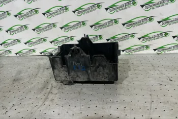 Suport carcasa baterie Ford Fiesta 5 [2001 - 2007] Hatchback 5-usi 1.4 TDCi Durashift (68 hp)
