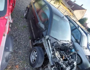 Proiector stanga Ford Fiesta 5 [2001 - 2007] Hatchback 5-usi 1.4 TDCi Durashift (68 hp)
