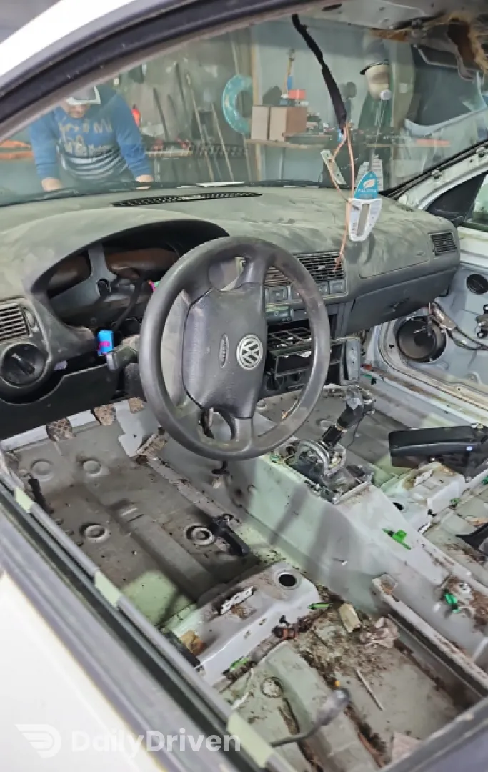 Alternator Volkswagen VW Golf 4 [1997 - 2006] wagon 1.9 SDI MT (68 hp)