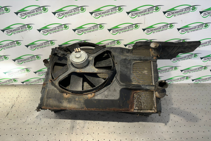 Electroventilator racire motor / AC Volkswagen VW Passat B4 [1993 - 1997] Sedan 1.8 MT (90 hp)