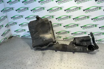 Carcasa filtru aer Renault Scenic 2 [2003 - 2006] Grand minivan 5-usi 1.9 dCi MT (120 hp)