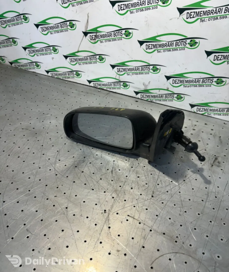 Oglinda stanga Chevrolet Aveo T200 [2003 - 2008] Sedan 1.4 MT (82 hp)