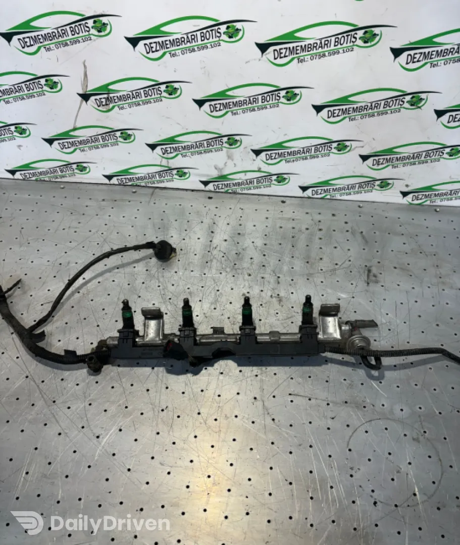 Rampa injectoare Ford Focus  [1998 - 2004] Hatchback 5-usi 1.6 MT (101 hp)