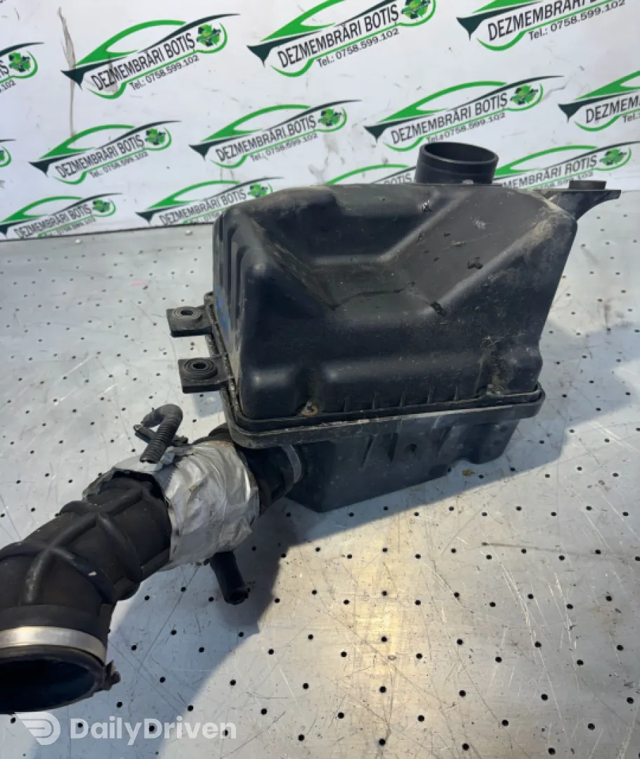 Carcasa filtru aer Chevrolet Aveo T250 [facelift] [2006 - 2012] Sedan 1.4 MT (94 hp)