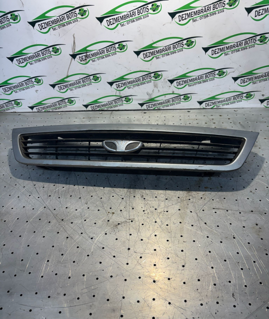 Grila radiator Daewoo Cielo  [1994 - 2002] Sedan 4-usi 1.5 i MT (75 hp)