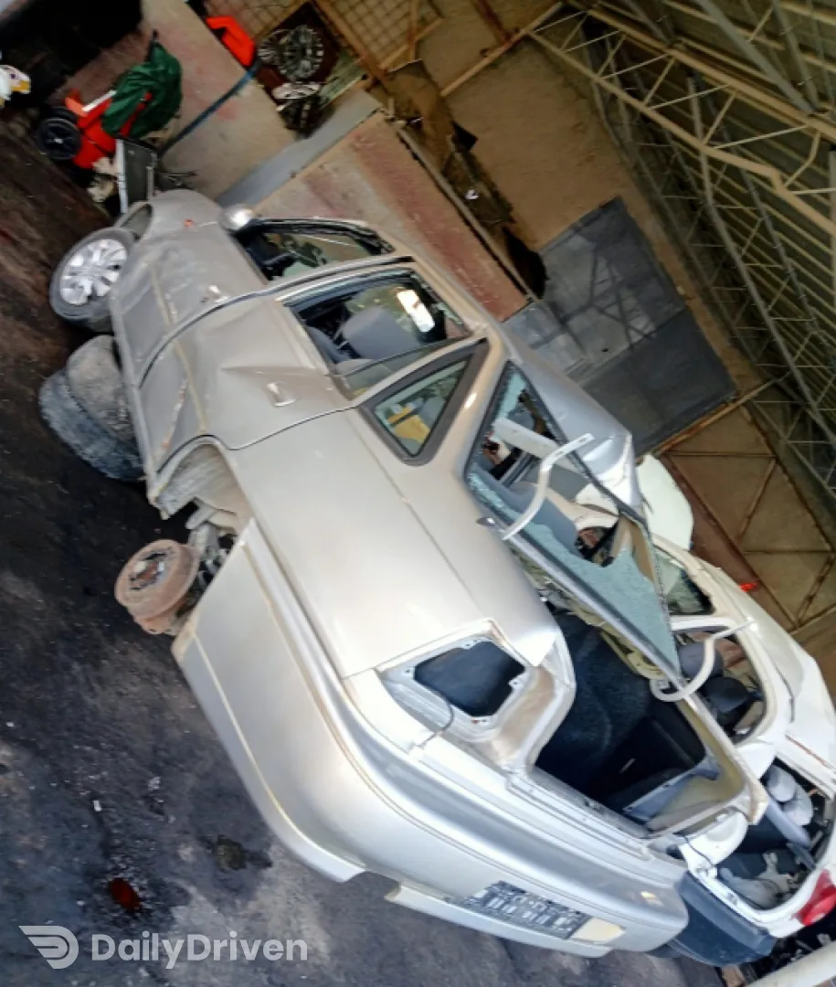 Buson vas expansiune Daewoo Cielo  [1994 - 2002] Sedan 4-usi 1.5 i MT (75 hp)