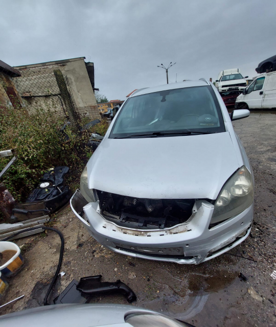 Pedala ambreiaj Opel Zafira B [2005 - 2010] Minivan 5-usi 1.9 CDTI MT (100 hp)