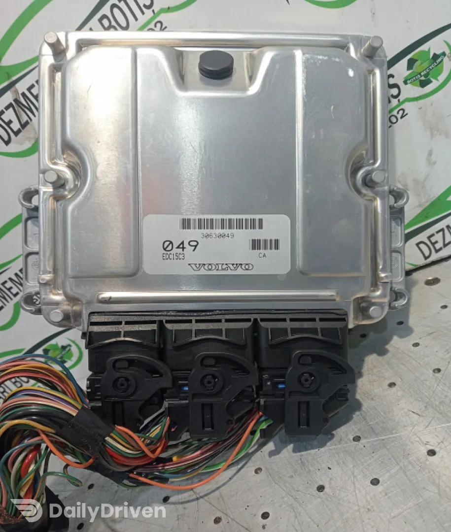 Calculator motor ECU 8200126492 Volvo S40  [facelift] [2000 - 2004] Sedan 1.9 TD MT (102 hp)