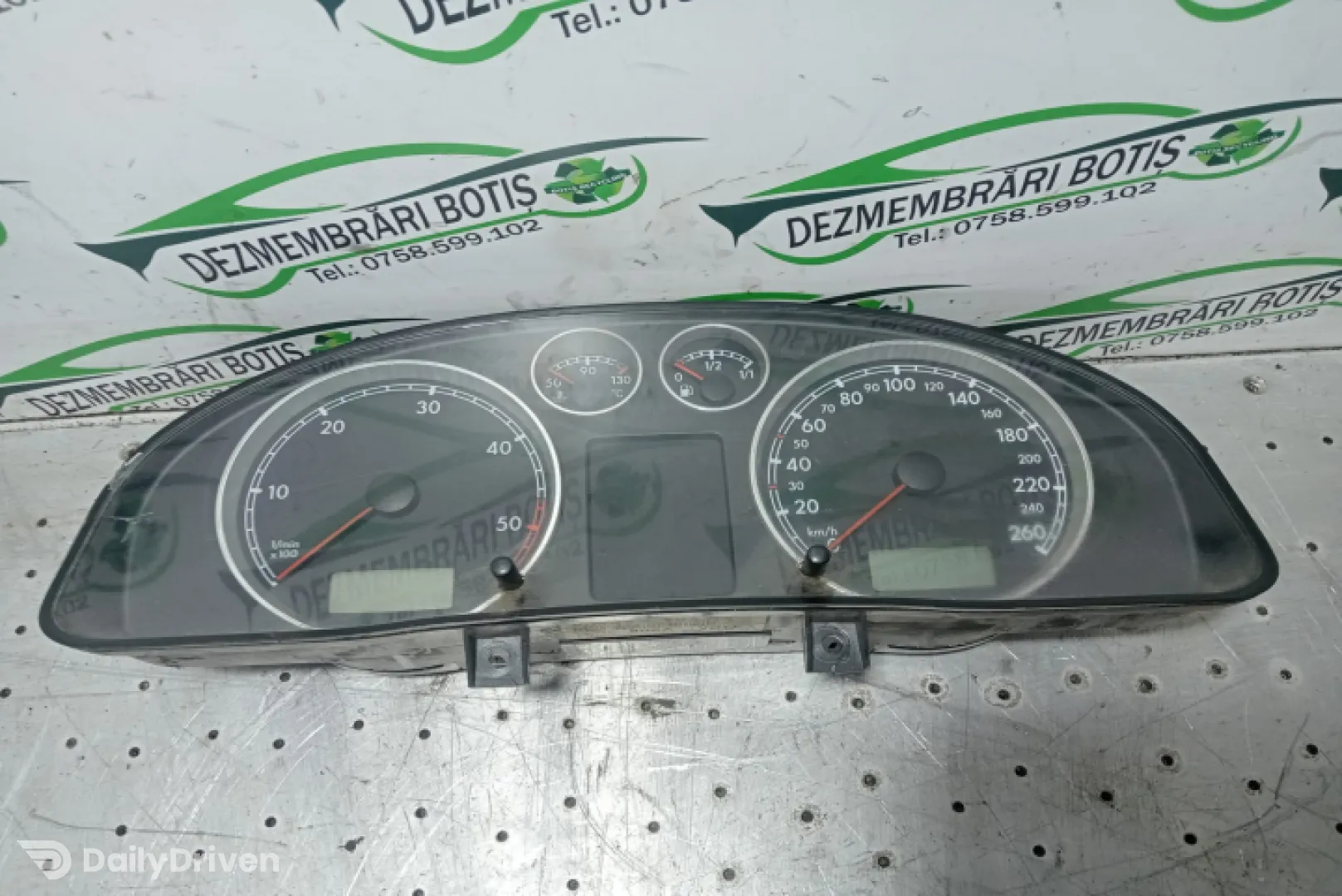 Ceasuri bord @729 Volkswagen VW Passat B5.5 [facelift] [2000 - 2005] wagon 1.9 TDI MT (101 hp)