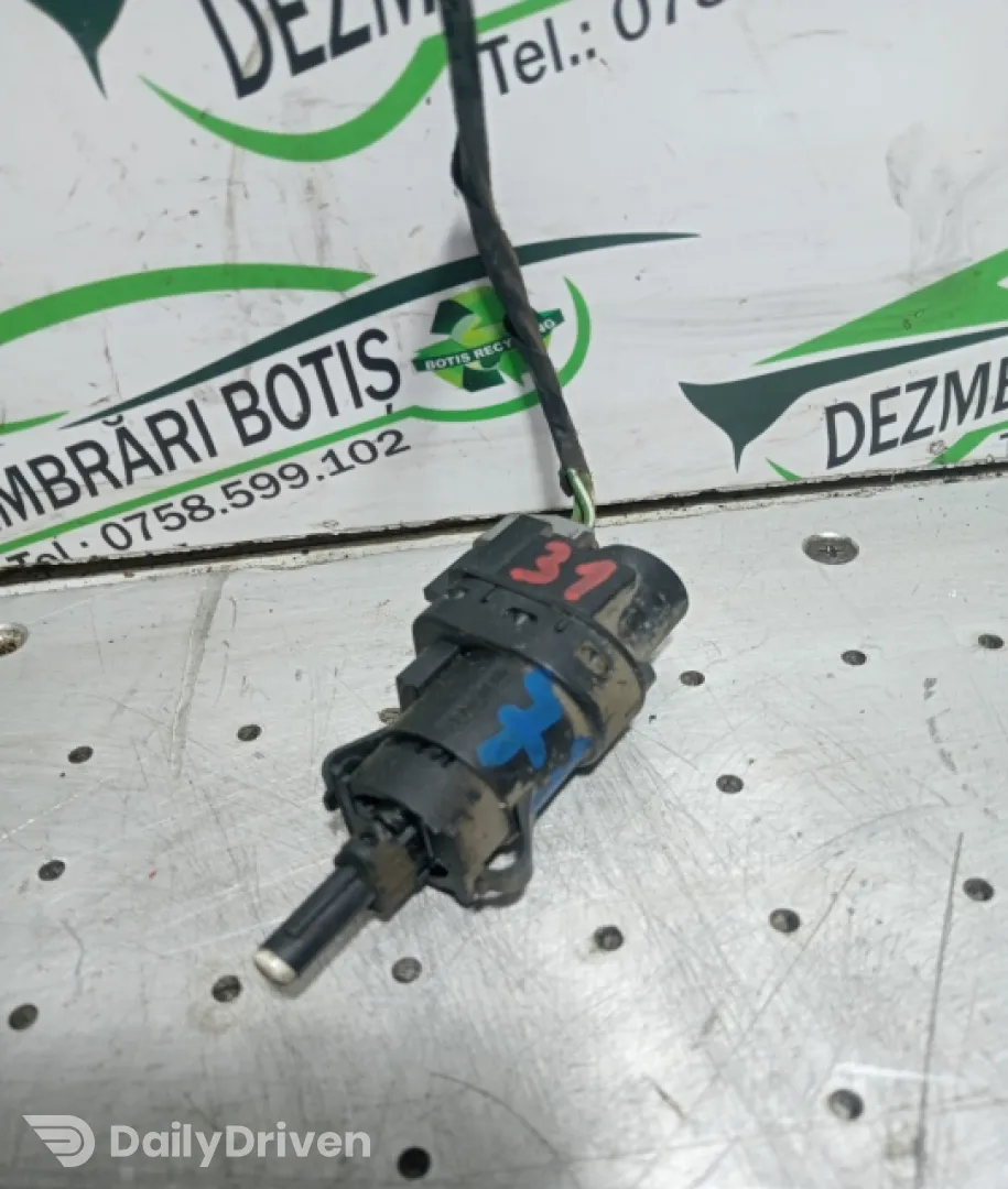 Pompita lichid parbriz Ford Focus 2 [2004 - 2008] wagon 5-usi 1.6 TDCi MT (109 hp)